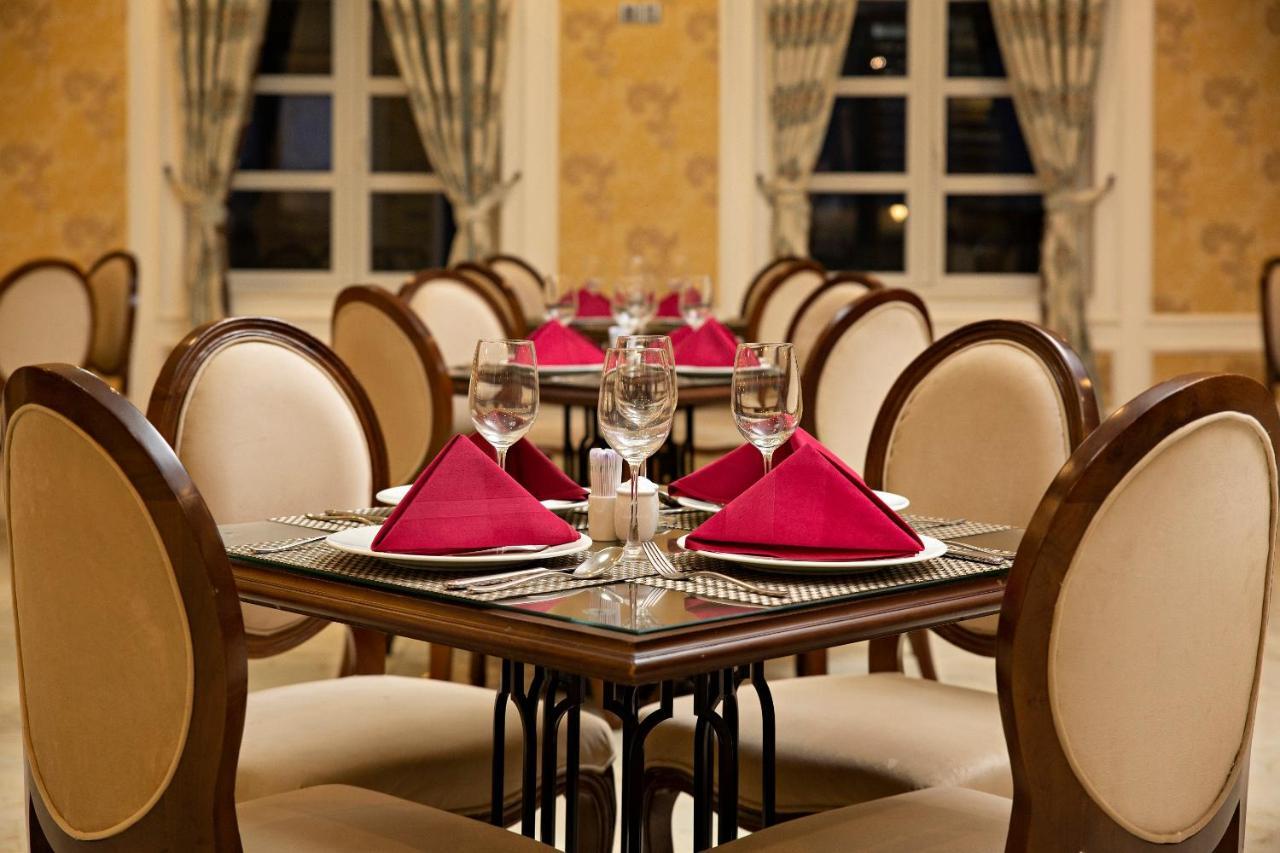 Eden Ocean View Hotel Da Nang Bagian luar foto